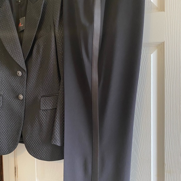 JMStudio Black tuxedo pants. - Picture 8 of 8